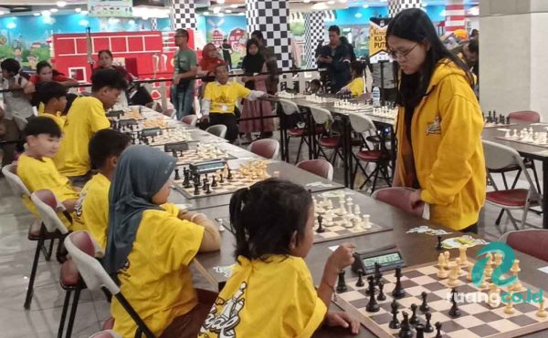 turnamen catur junior Surabaya