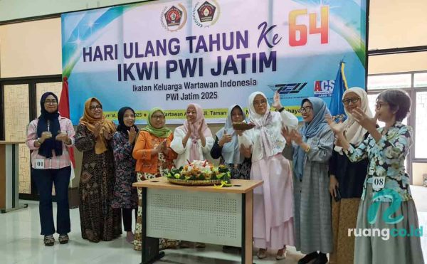 Endang Suprapti Ketua IKWI PWI Jatim