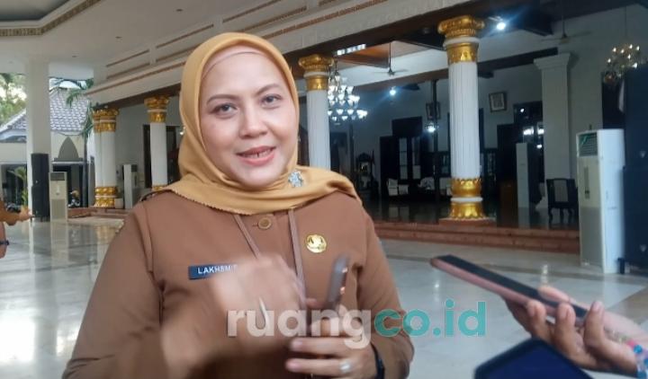 Kepala Dinas Kesehatan Kabupaten Sidoarjo, dr. Lakhsmie Herawati Yuwantina, usai mendampingi Wakil Bupati (Wabup) Sidoarjo, Mimik Idayana, S.A.P., menyambut Wakil Menteri Kesehatan (Wamenkes) Dua RI, Benjamin Paulus Octavianus, di Pendopo Delta Wibawa, pada Selasa sore (29/9/2026). (Din)