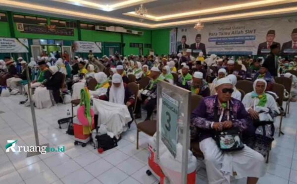 jemaah haji surabaya