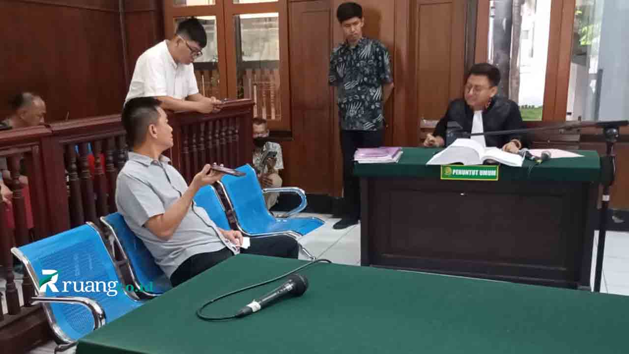 tiga terdakwa jalani sidang putusan