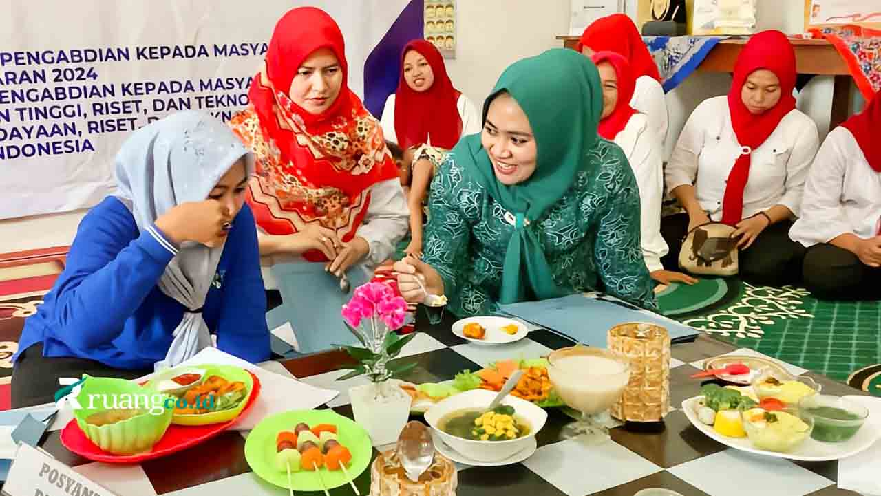 Dosen Unusa Rayakan HUT RI ke-79, Dari Lomba Pijat Tuina Hingga Memasak Menu Sehat Untuk Bayi dan Balita