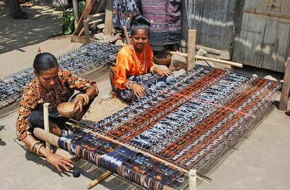 Kain Tenun dari NTT