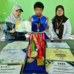 Siswa MTSN 3 Surabaya Muhammad Aby Ramadhan Nusi Juara Tinju Amatir Jawa Timur