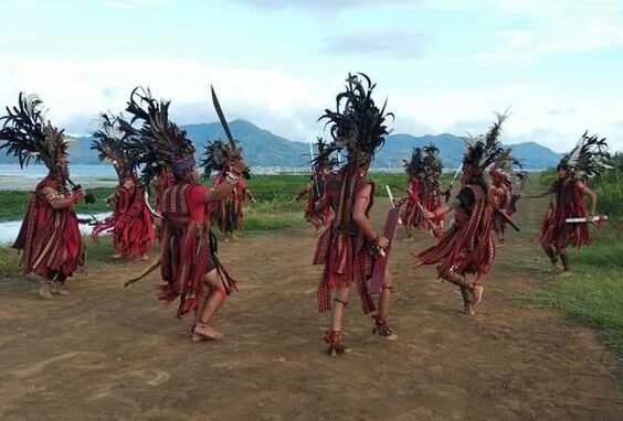 Kesenian tradisional sulawesi utara