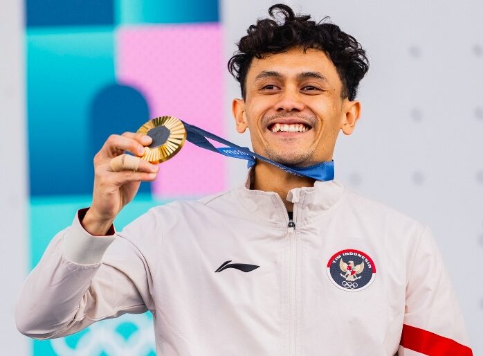 Veddriq Leonardi dengan prestasi medali emas pada Olympic Paris 2024