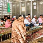 Bacabup Jember Muhammad Fawait Bertawasul Ke Makam Habib Sholeh Sebelum Mendaftar KPU Jember