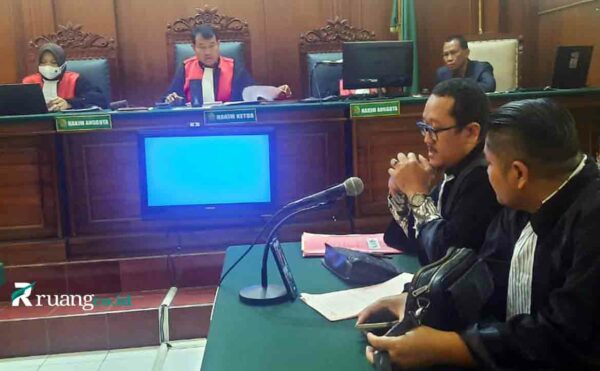 Kapten Morgan Abal-Abal Jalani Sidang Penipuan di pengadilan negeri surabaya