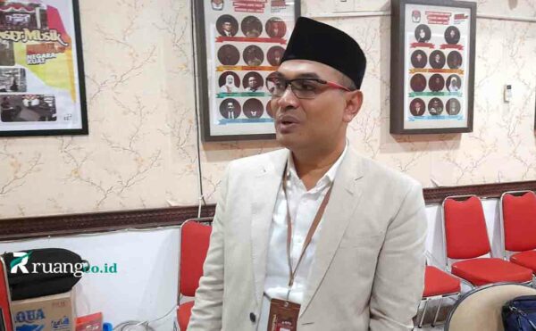 Khoirul Umam komisioner KPU Bidang penyelenggaraan