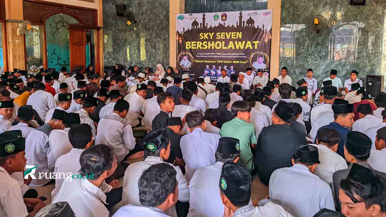 Sekolah Menengah Kejuruan (SMK) YPM 7 Tarik Kabupaten Sidoarjo