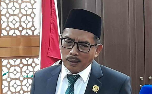 Ketua DPRD Jawa Timur Musyafak Rouf