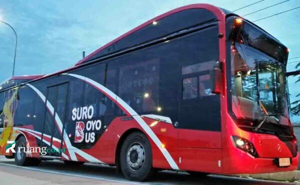 panduan transportasi Suroboyo Bus