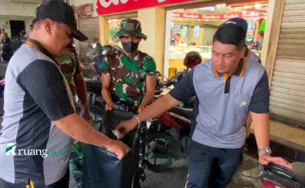 Kolaborasi 3 Pilar Simokerto di Pasar Tambakrejo