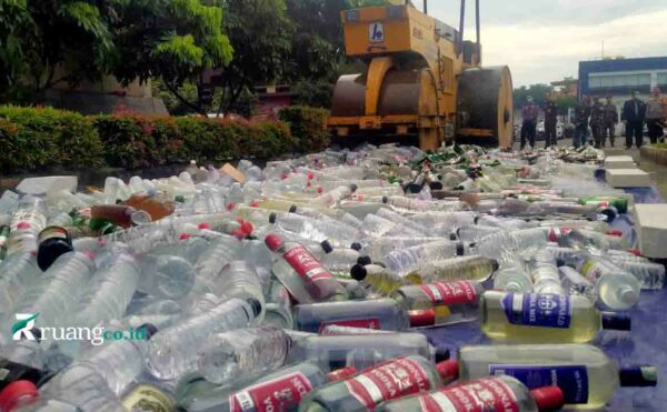 pemusnahan miras Polresta Sidoarjo