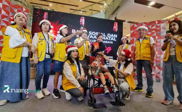 Lions Club Surabaya Shining perayaan Natal Surabaya