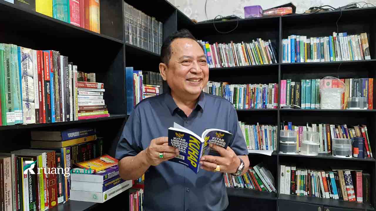 Pengamat hukum Prof Sunarno Edy Wibowo