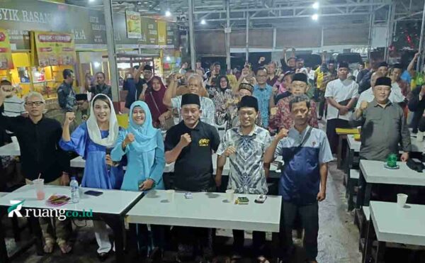 RPS Award 2024 Subandi Tokoh Politik Terinspiratif