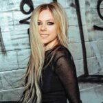 Lirik Lagu Avril Lavigne "I'm With You"