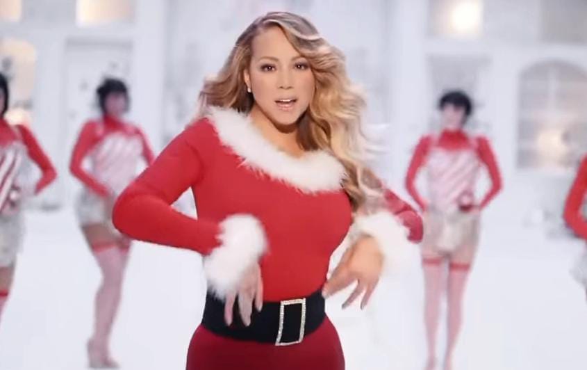 Mariah Carey Raup kekayaan tiap natal