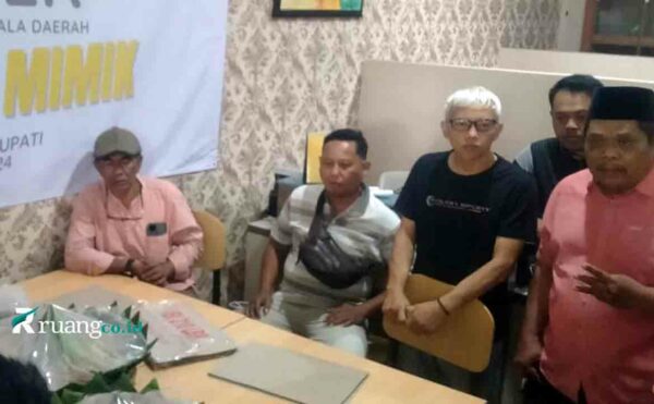 Kemenangan Subandi – Mimik syukuran tiga nasi tumpeng