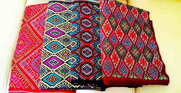 Kain Tenun Ikat NTT