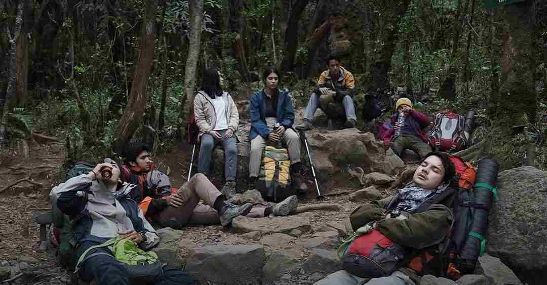 Jadwal Tayang Bioskop Surabaya, Kisah Teror Mistis Pendakian yang Jadi Kenyataan dalam Film Petaka Gunung Gede