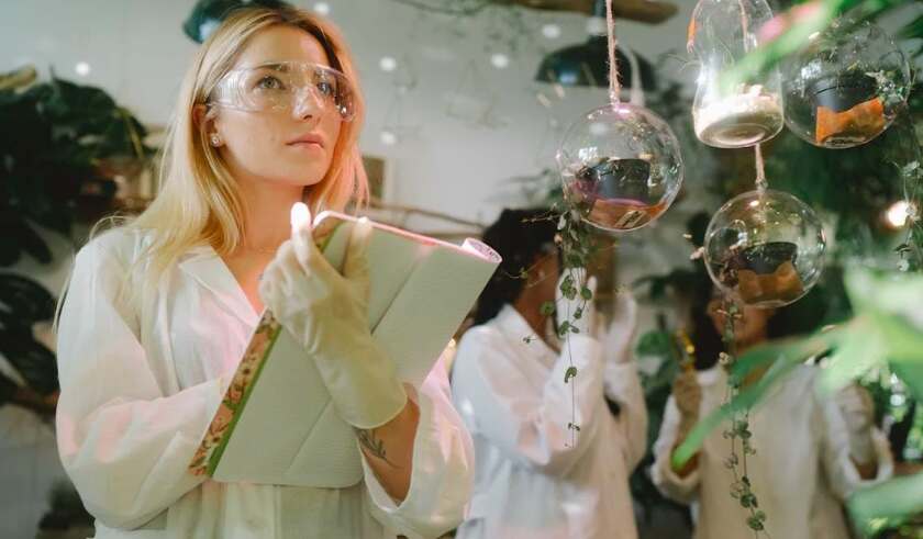 11 Februari: Hari Internasional Perempuan dan Anak Perempuan dalam Sains, Kenapa Masih Sedikit yang Terjun ke Dunia STEM?