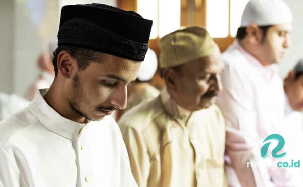 Tata Cara Salat Tarawih 11 Rakaat