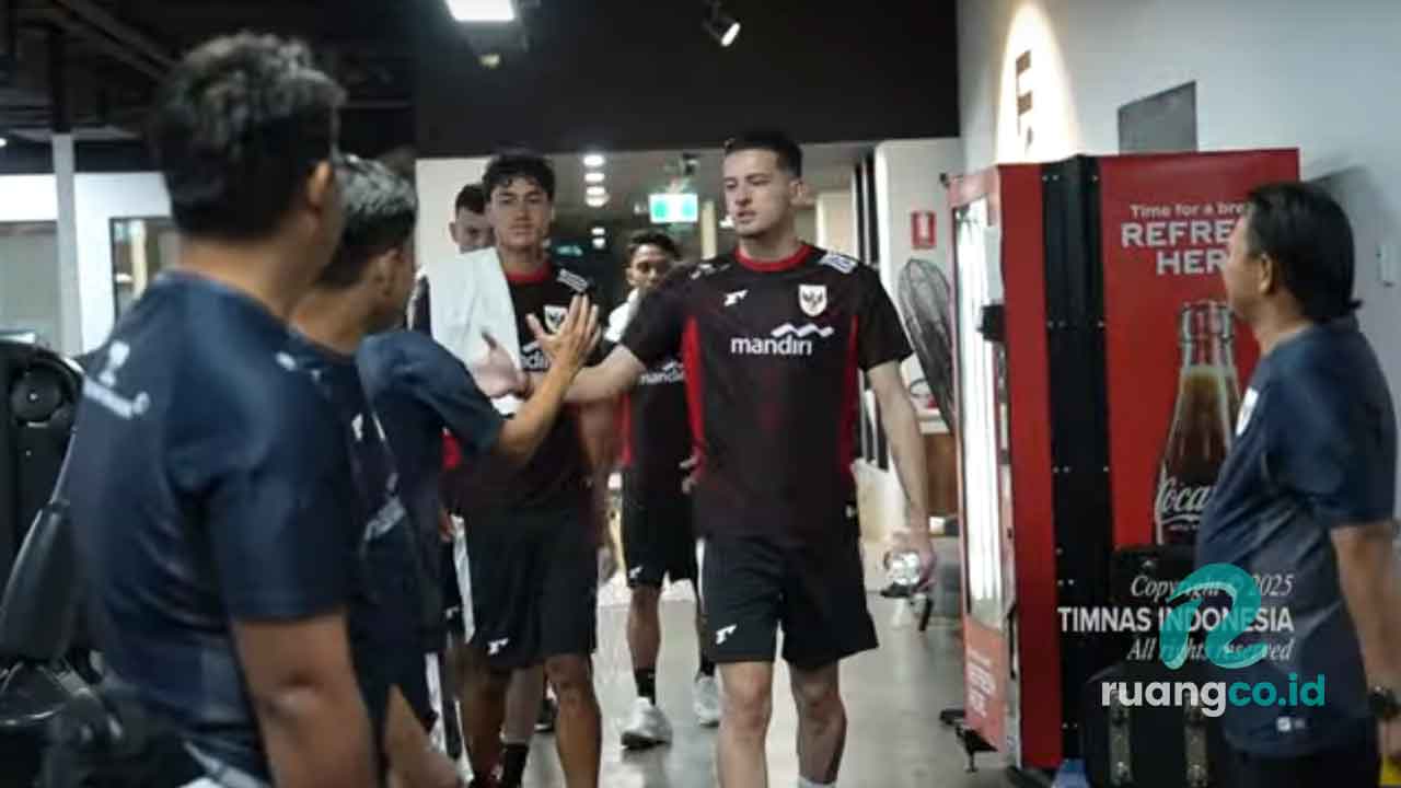 Latihan perdana Timnas Indonesia