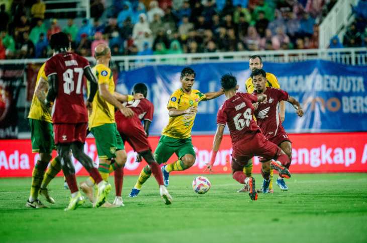 Persebaya Surabaya Kalahkan PSM Makassar