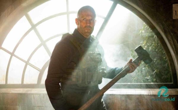 Jadwal Film A Working Man di Bioskop Surabaya