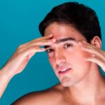 Jerawat muncul di alis