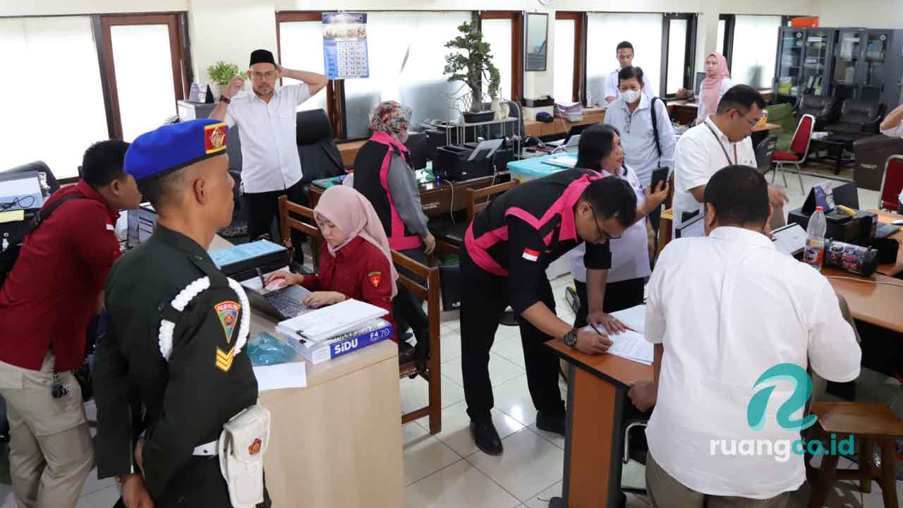 korupsi dana hibah SMK