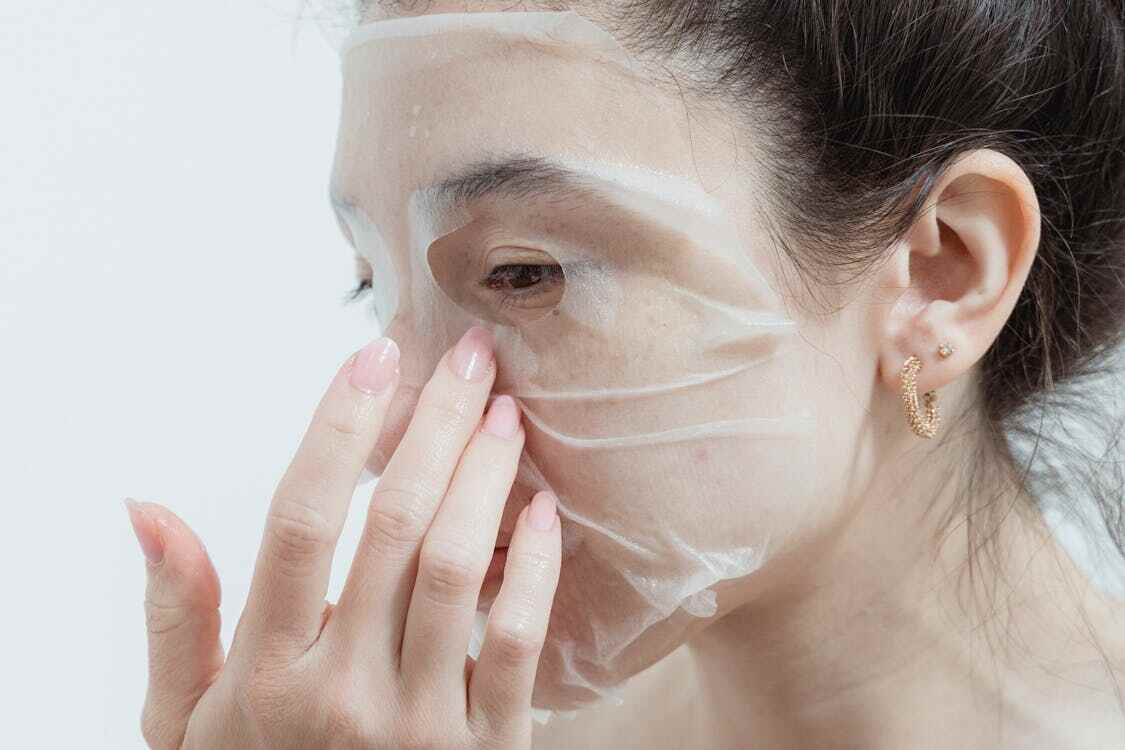 Pakai sheet mask setiap hari