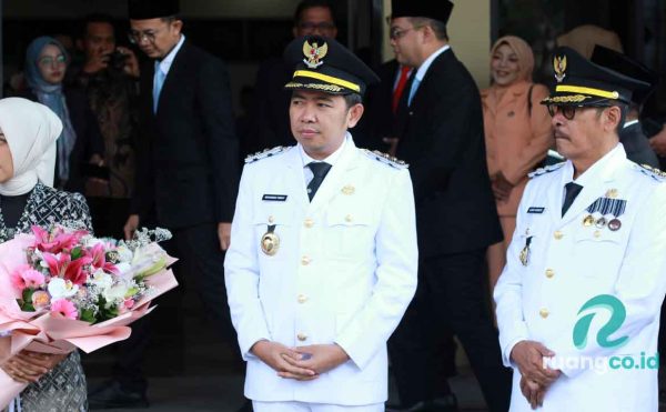 hadapi perang dagang AS