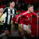 Pemain Manchester United dan Newcastle United dalam pertandingan Premier League (Photo by : ManUtd Official)