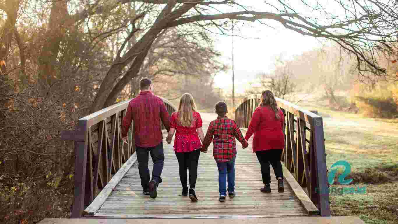 pola asuh anak agar tidak merasa disisihkan