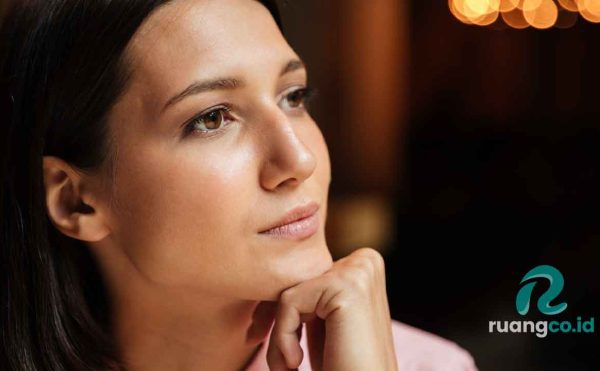 cara mengatasi wajah berminyak dan jerawat