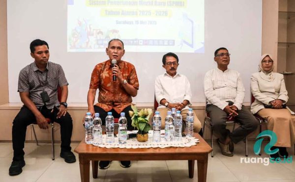 "Pendaftaran murid baru Surabaya