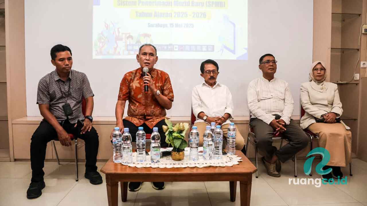 "Pendaftaran murid baru Surabaya