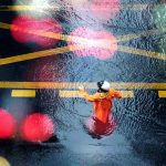 Berteduh di bawah flyover