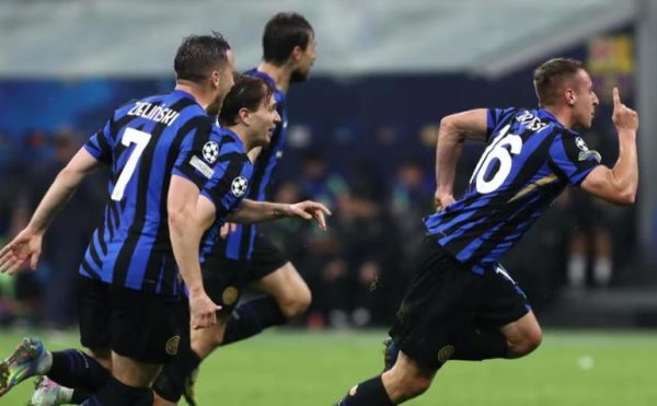Pemain Inter Milan merayakan kemenangan dan Lolos Final Liga Champions 2025 (Dok. UEFA)