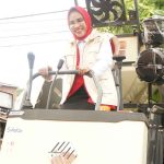 Kementan Serahkan 15 Handtractor