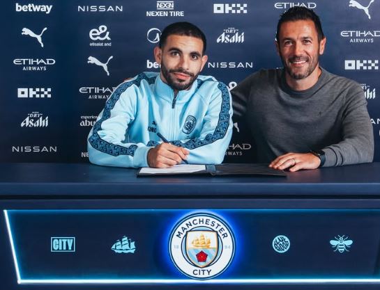 Manchester City Resmi memboyong Aït-Nouri. (c) IG @mancity