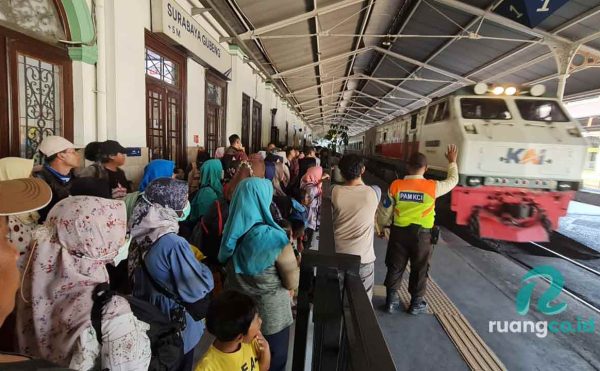 perubahan jadwal Commuter Line