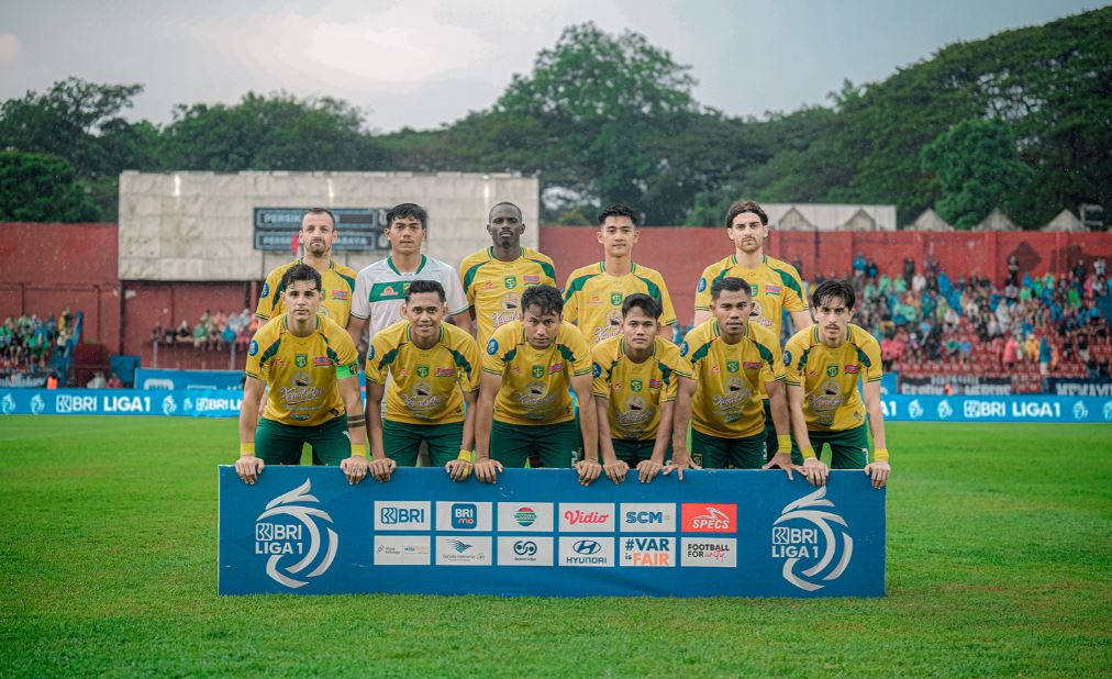 Tim Persebaya Saat Bertanding di Liga 1. (c) Official Persebaya