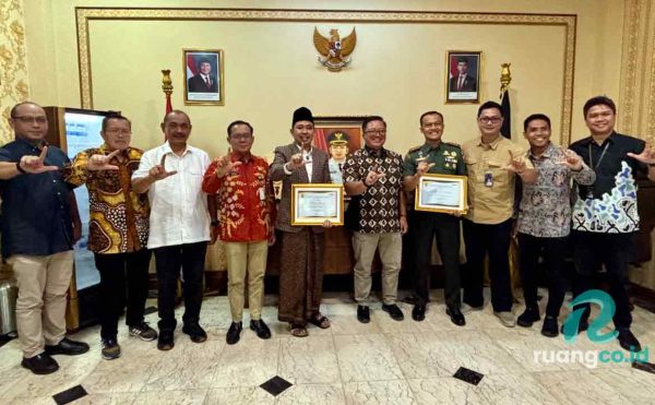 Pemkab Jember Borong Penghargaan