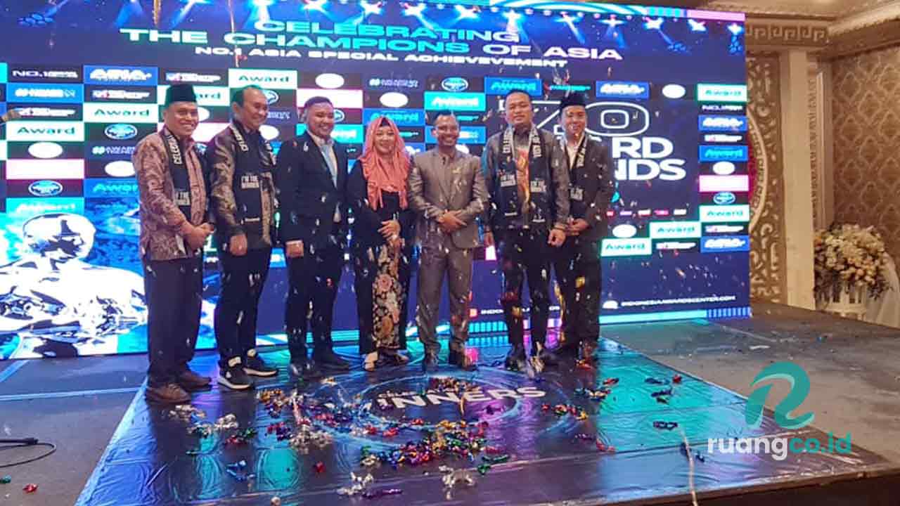 penghargaan pemimpin visioner 2025