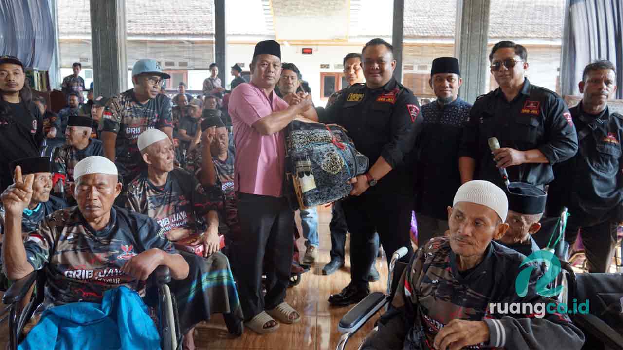 bakti sosial Grib Jaya Jatim