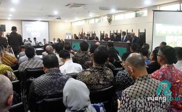 sidang kartel pinjol